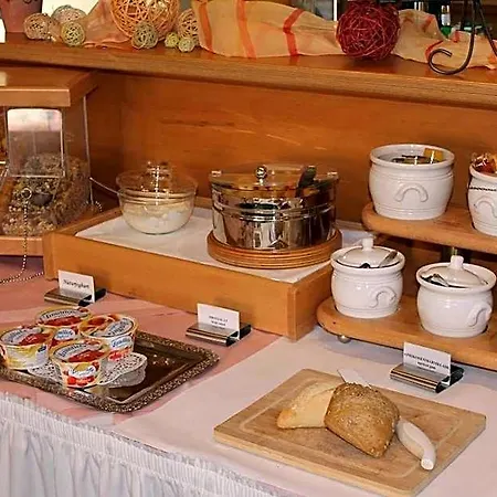 Adlerhof Szálloda 3*
